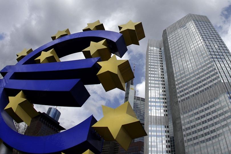 توقعات المؤسسات والبنوك العالمية لقرارات المركزي الأوروبي اليوم